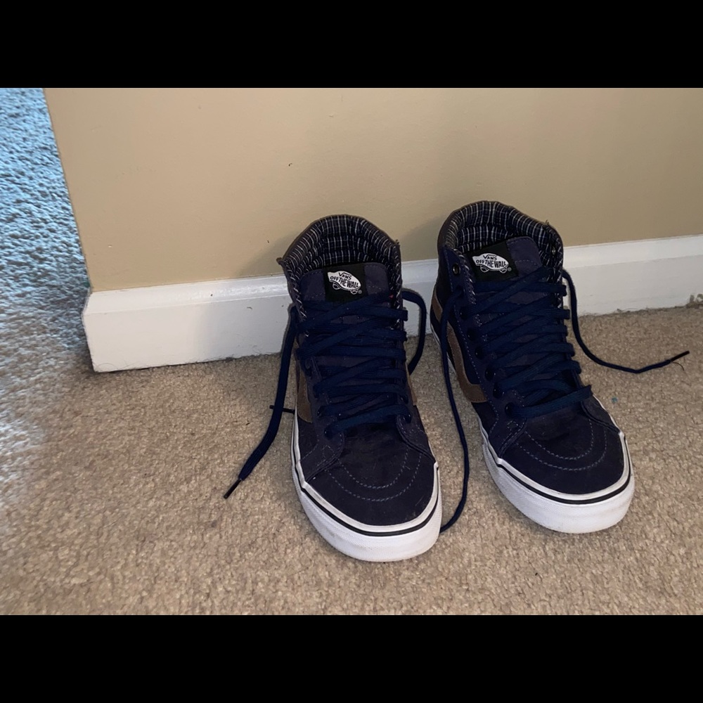 Dark blue with brown Vans